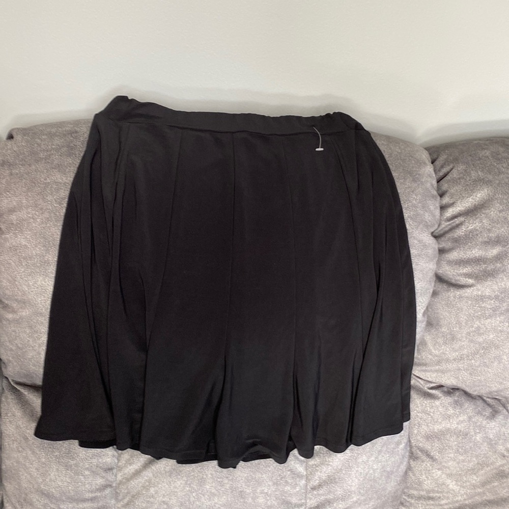 🌻White House Black Market Fun Flowy Black Swing Skirt 🛍 Size Small